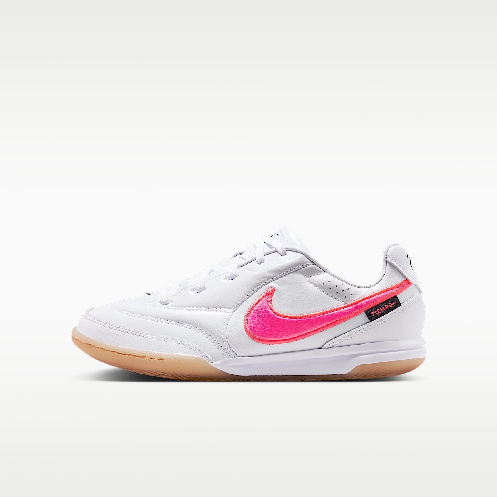 Reviews: Nike Jr. Tiempo Streetgato Big Kids' Indoor/Court Low-Top